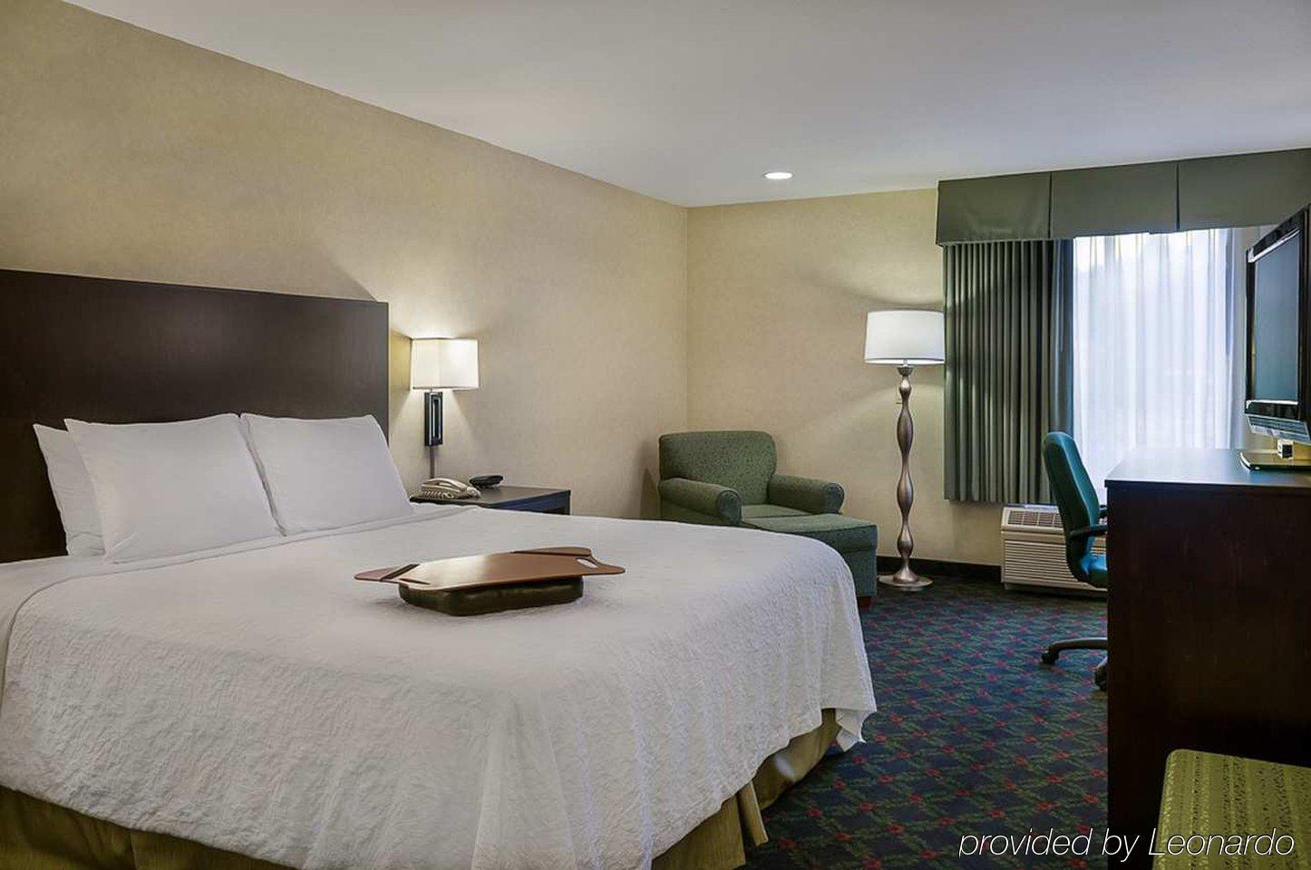 Hampton Hotel 3*