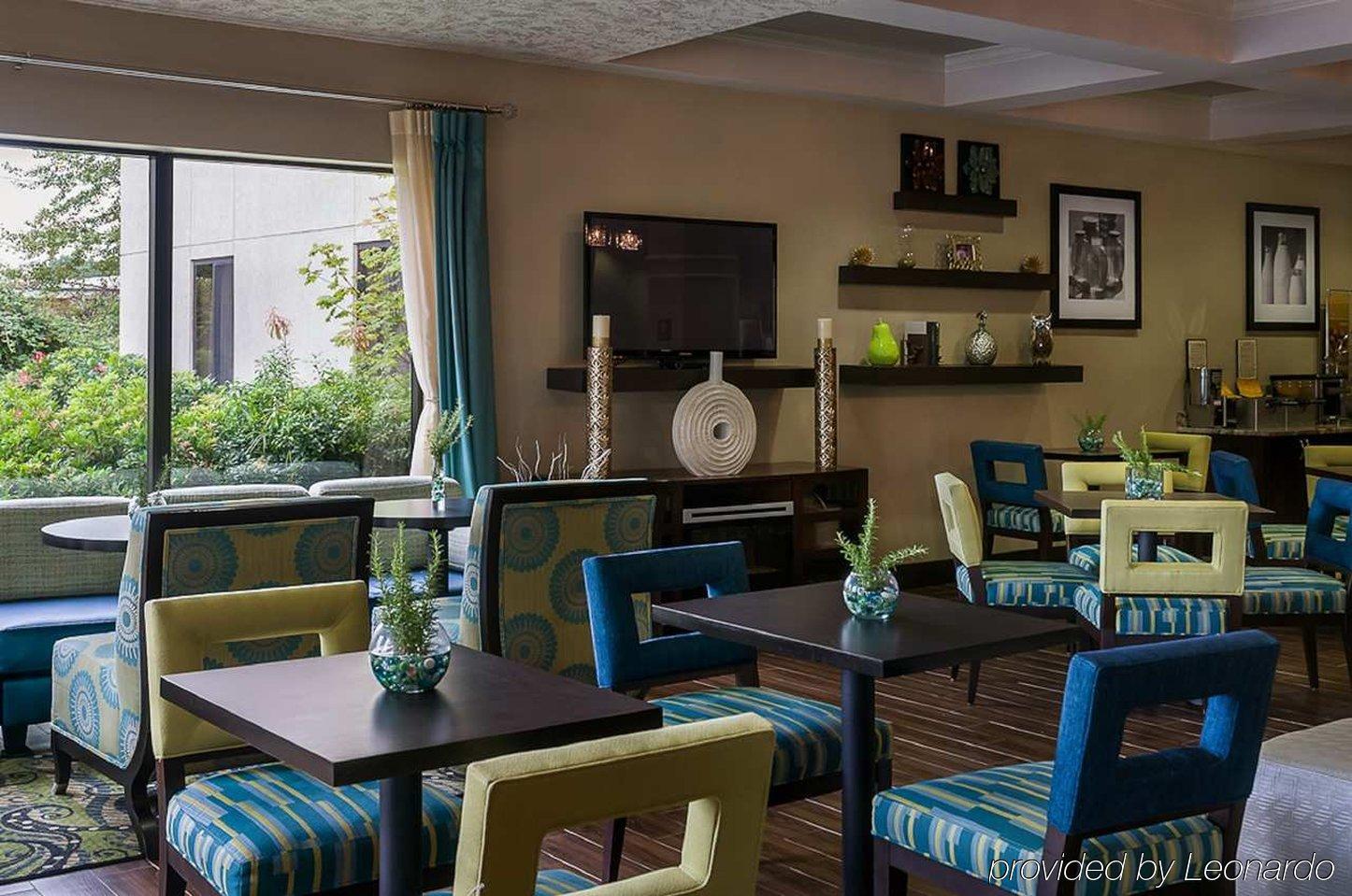 Hotel Hampton 3*