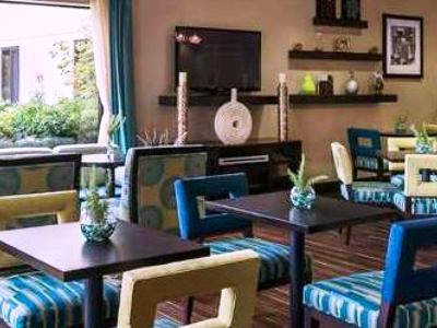 Hampton Hotel 3*