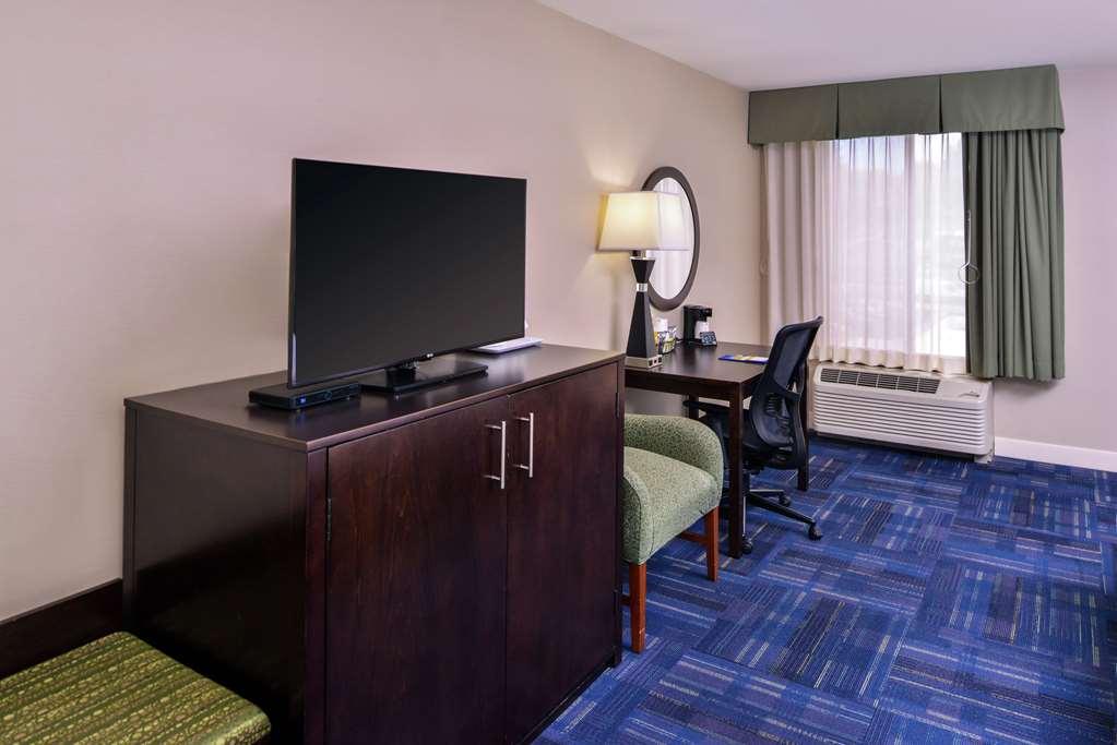 Hampton Hotel 3*
